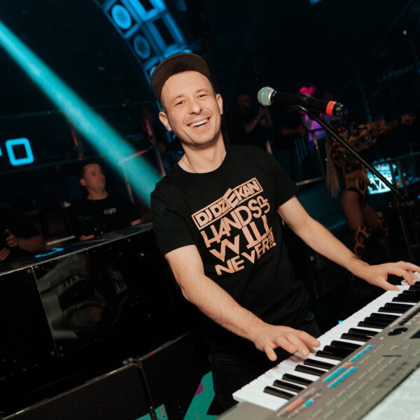 RETRO PARTY ★ DJ DZIEKAN ★ CZADOMAN