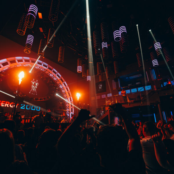 RETRO PARTY